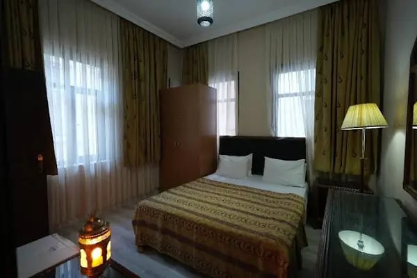 Lost Town Inn Hotel - Resim 9