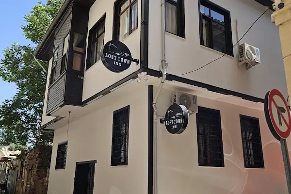 Lost Town Inn Hotel - Resim 1