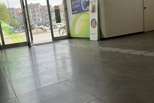 Garanti BBVA İnegöl Şubesi - Resim 5