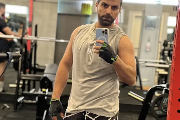 Tom's Gym Fitness Center - Resim 20