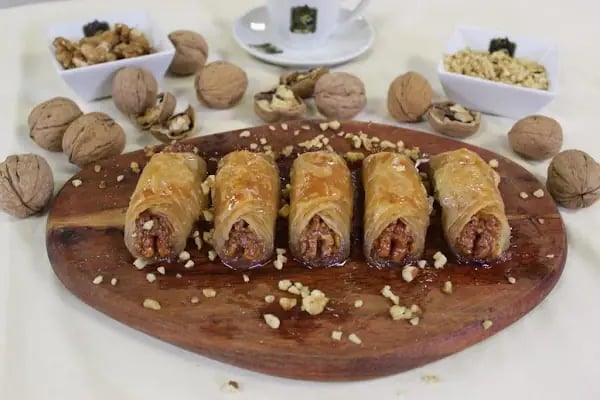 Karagöz Baklavaları Aliağa - Resim 3