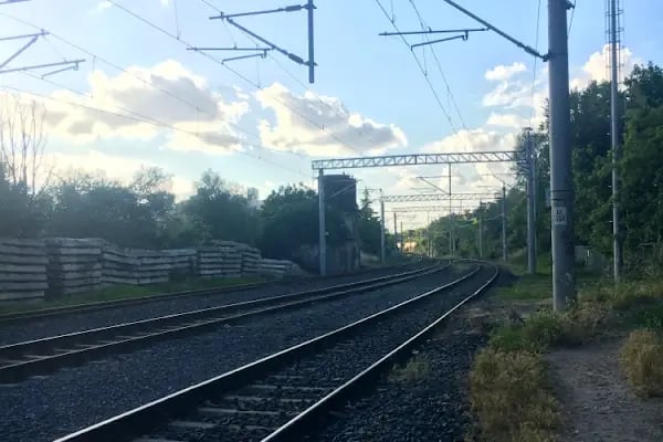 İspartakule Tren İstasyonu - Resim 6