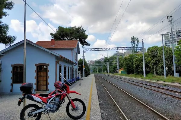 İspartakule Tren İstasyonu - Resim 16