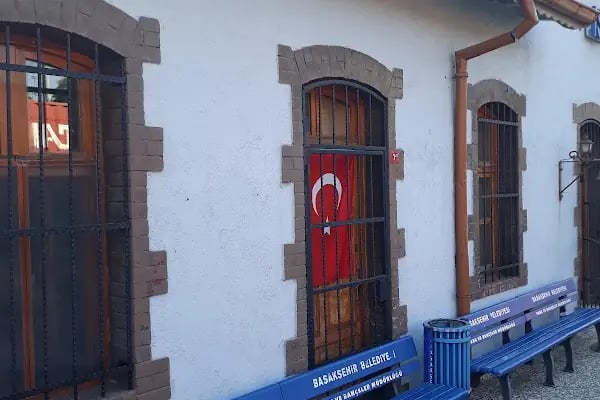 İspartakule Tren İstasyonu - Resim 5