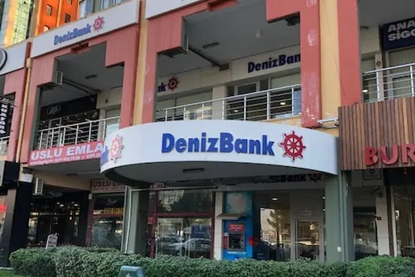 DenizBank Ataşehir Şubesi - Resim 12