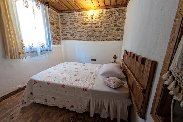 Birgi Otel Saliha hanım Taş Konak - Resim 7