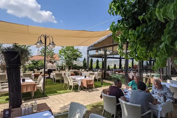 Garson Şükrü Aile Restaurant - Resim 2