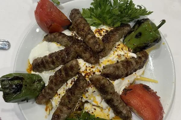Garson Şükrü Aile Restaurant - Resim 16