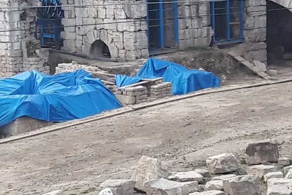 Sakar Baba Türbesi - Resim 18