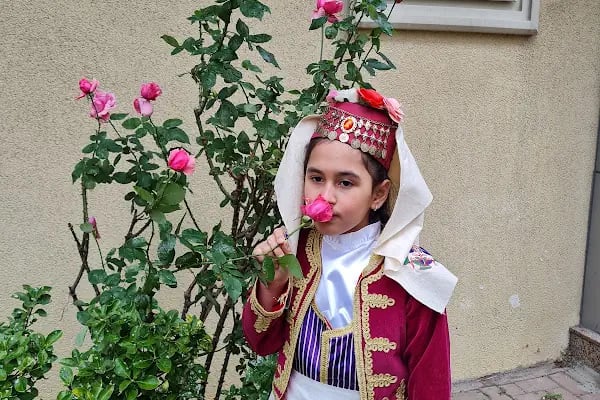 Güneşli Kostüm - Resim 4