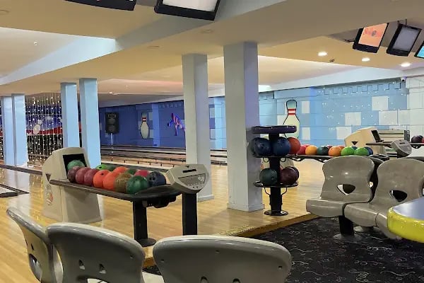 CRAZY BOWLİNG &amp; KARAOKE &amp; BİLARDO - Resim 15