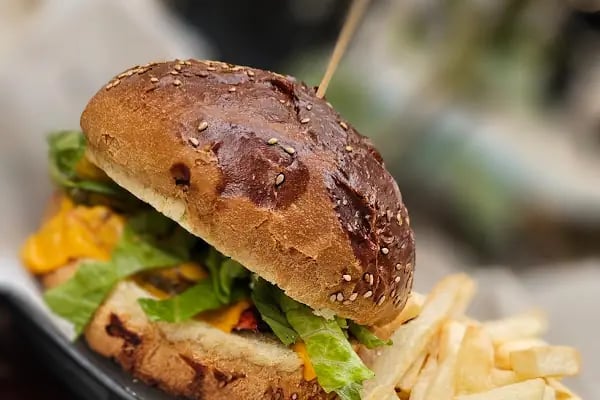 Müzeyyen Cafe - Resim 11