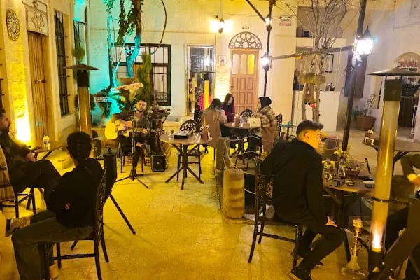 Müzeyyen Cafe - Resim 1