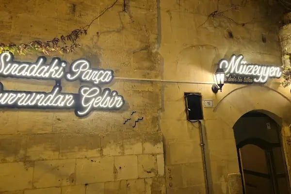 Müzeyyen Cafe - Resim 6