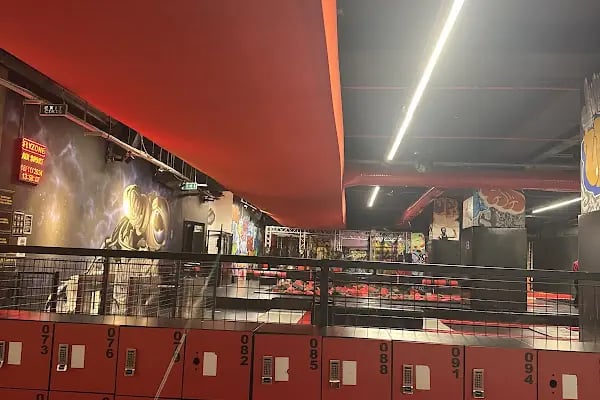 Flyzone Turkey | İstiklal AVM | Trambolin Parkı - Resim 16
