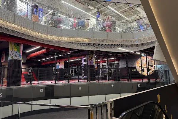Flyzone Turkey | İstiklal AVM | Trambolin Parkı - Resim 3