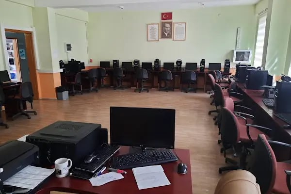 Davut Zeki Akpınar Yatılı Bölge Ortaokulu - Resim 17