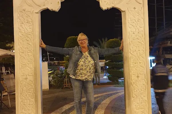 Las Vegas Cafe &amp; Bar - Resim 18