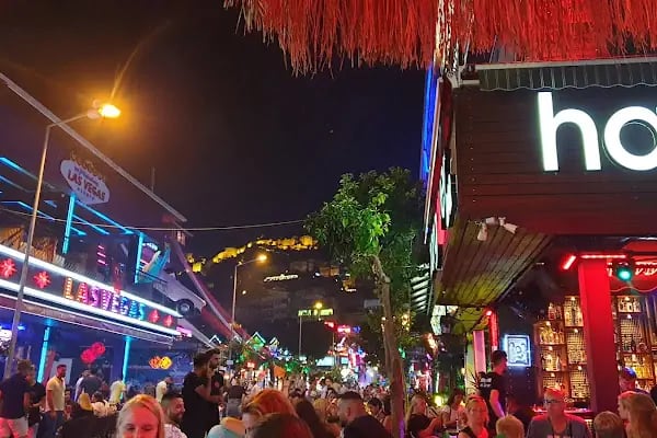 Las Vegas Cafe &amp; Bar - Resim 7