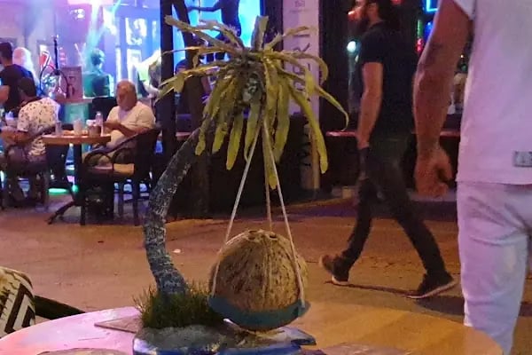 Las Vegas Cafe &amp; Bar - Resim 13