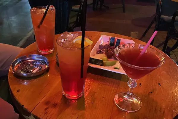 Las Vegas Cafe &amp; Bar - Resim 4