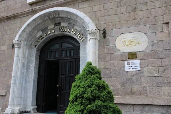 Ankaradaki Tarihi Valilik Binası Yazıtı - Resim 9
