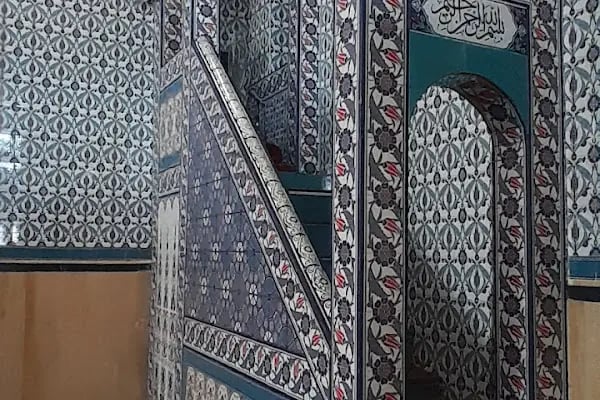 Hüsnü Ataberk Cami - Resim 6