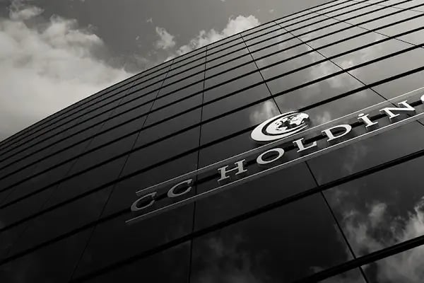 CC Holding - Resim 16