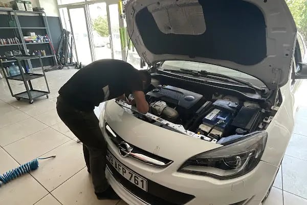 ÖZEL SERVİS MOTOR TAMİR YAĞ BAKIM KAYA OTOMOTİV - Resim 13
