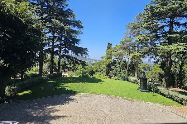Heybeliada Pazar Meydanı - Resim 2