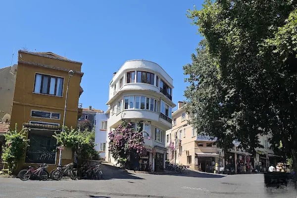 Heybeliada Pazar Meydanı - Resim 10