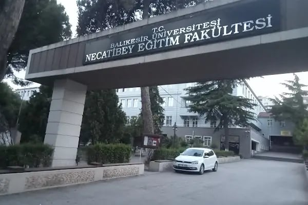 Necatibey Eğitim Fakültesi - Resim 5