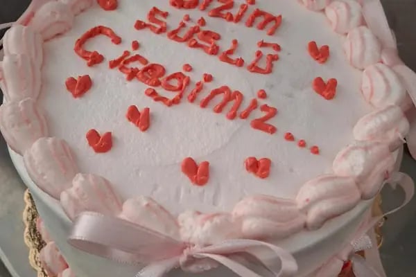 Öz Gümüş Pastanesi - Resim 17