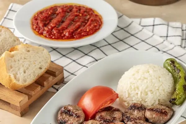 Vefalı Köfteci Ataşehir - Resim 3