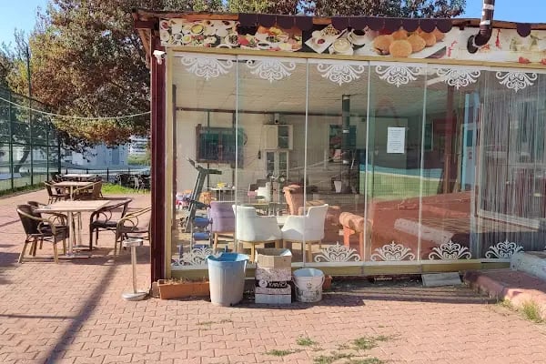 Çukurova Tenis Kortları ve Cafe - Resim 3