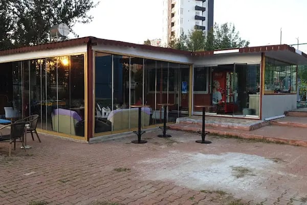 Çukurova Tenis Kortları ve Cafe - Resim 17