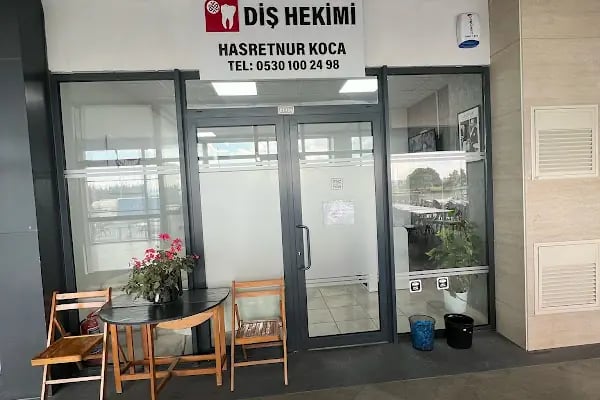 Diş Hekimi Hasretnur Koca - Resim 3