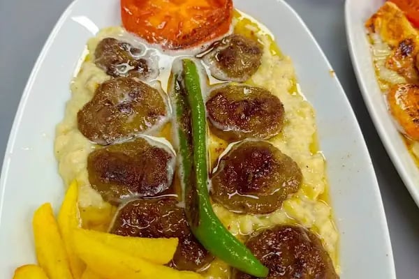 Birtat Meşhur Tekirdağ Köftecisi - Resim 8