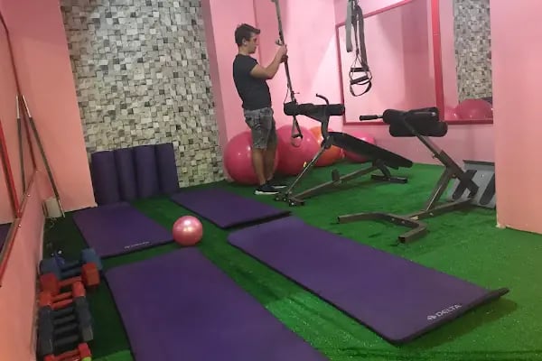 Genç Türk Sağlikli Yaşam ve Spor Merkezi - Resim 7