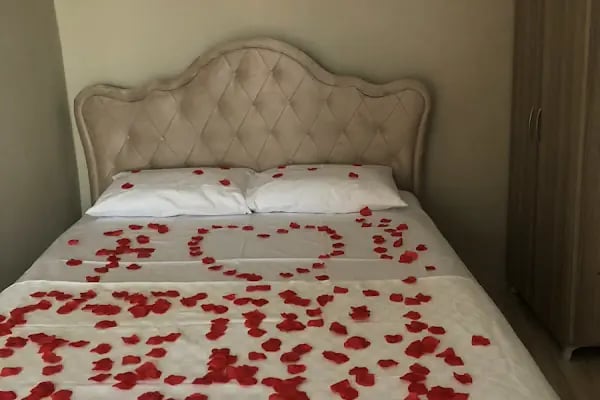 İRİS BUTİK OTEL BÜYÜKADA - Resim 2