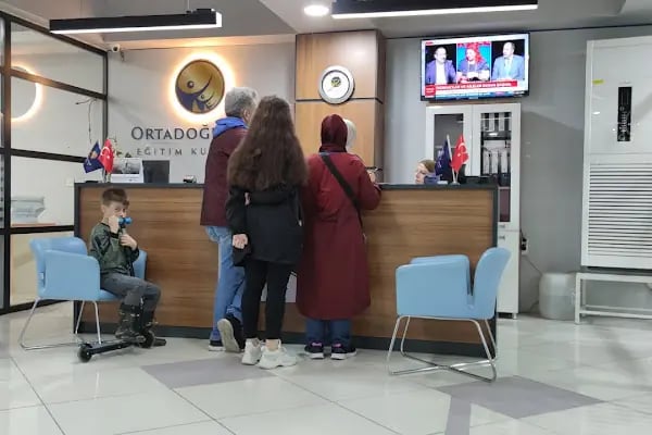 ORTADOĞULULAR GÜNEŞLİ KURS - Resim 2
