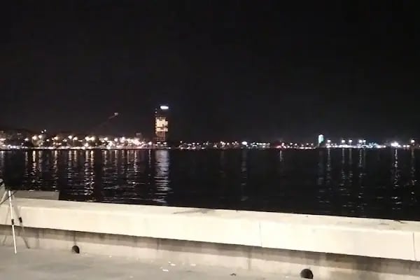 Göztepe Tramvay Durağı - Resim 4