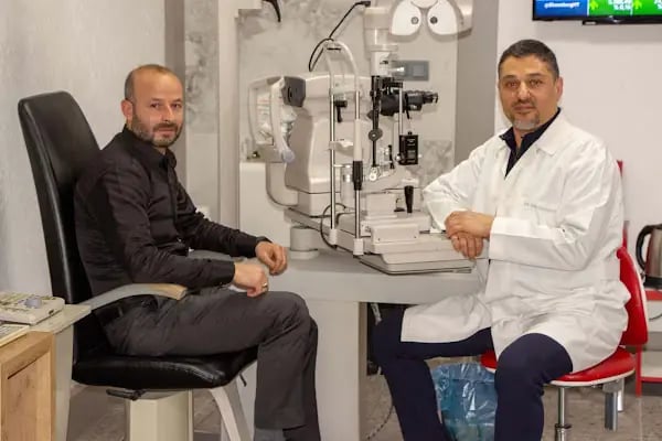 Doç. Dr. Cem Öztürkmen - Göz Hastalıkları - Resim 6