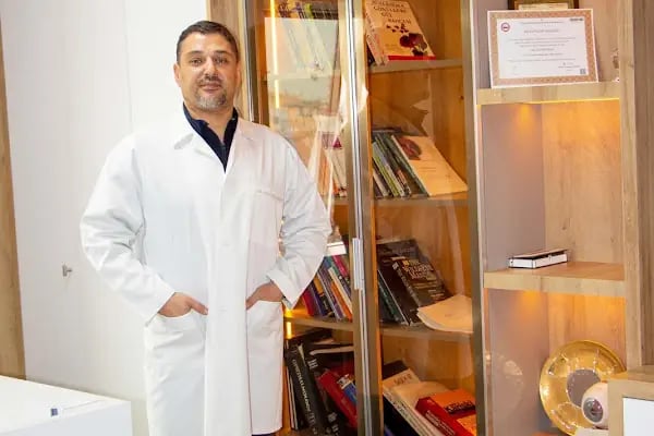 Doç. Dr. Cem Öztürkmen - Göz Hastalıkları - Resim 10