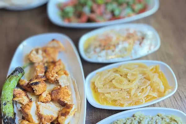 Lezzetçe Dostlar Restaurant Yol Üstü Lezzetler - Resim 3