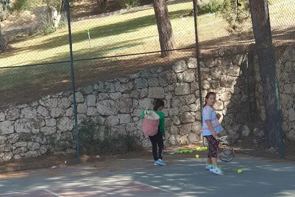 Evka-3 Tenis Kortu - Resim 2