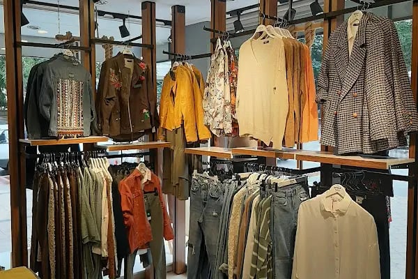 Sadiş Butik - Resim 3