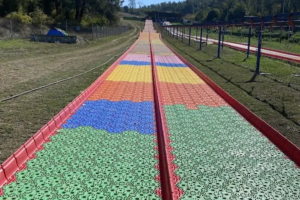 Yolopark Türkiye🌈 Renkli Dev kaydırak - Resim 2