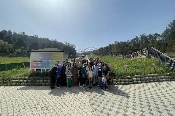 Yolopark Türkiye🌈 Renkli Dev kaydırak - Resim 5