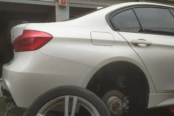 GÜMÜŞ OTO LASTİK yol yardım acil lastik 7/24 yol yardım en yakın lastikci 24 saat lastikci - Resim 14